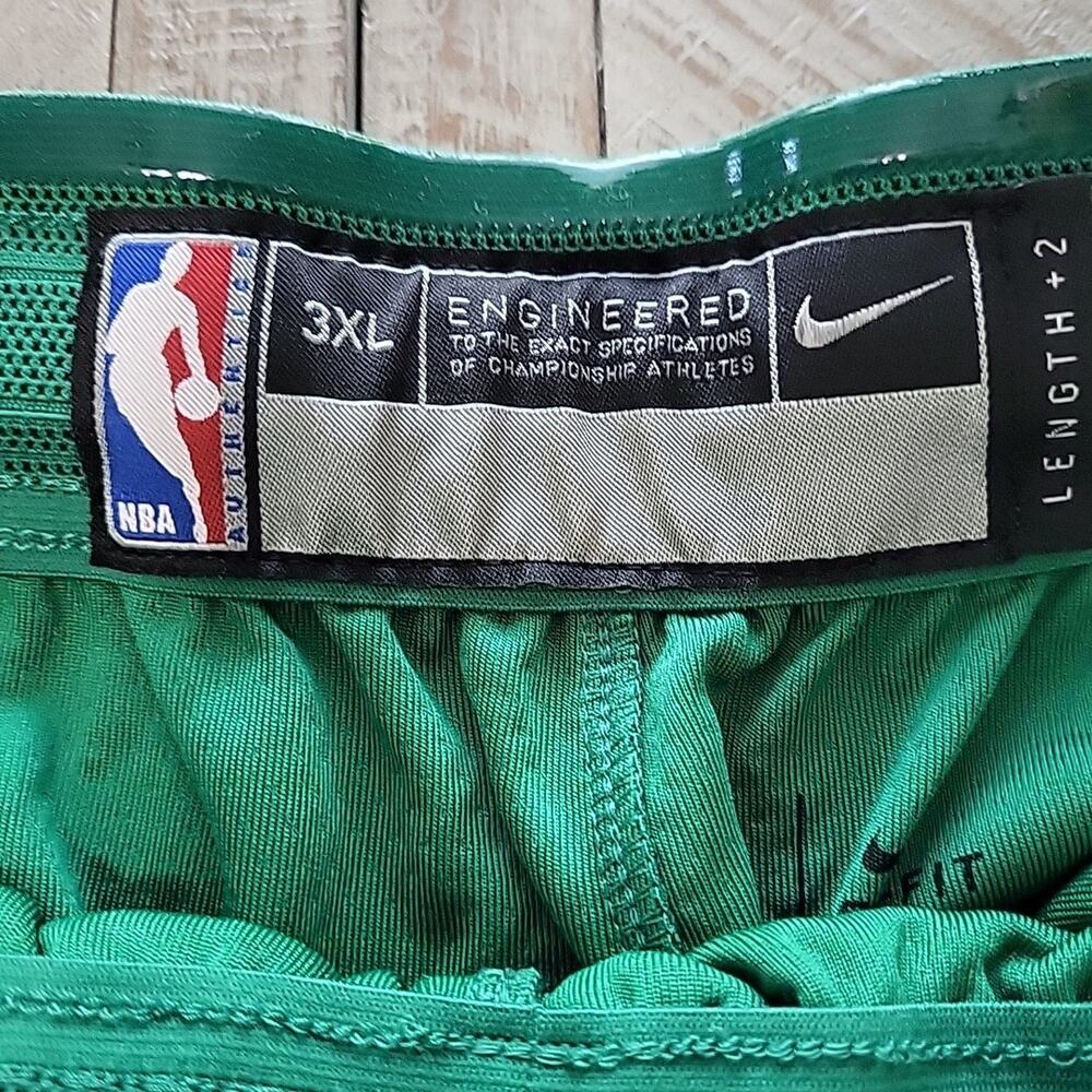 Nike NBA Practice Shorts Boston Celtics Team Issued 11" RARE NWT - Picture 5 of 7